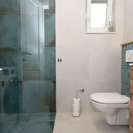 Holiday Home With Hot Tub Skradin, Krka - 22449 Skradin